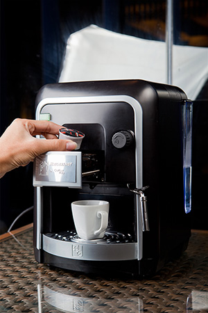 Coffee Italy เครื่องทำกาแฟ HAUSBRANDT CAPSY